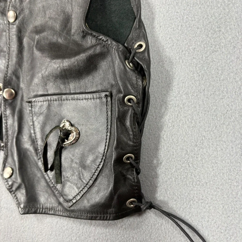 Unbranded Leather Biker Vest Kids L Black Excellent Heart Concho Lace Up Side